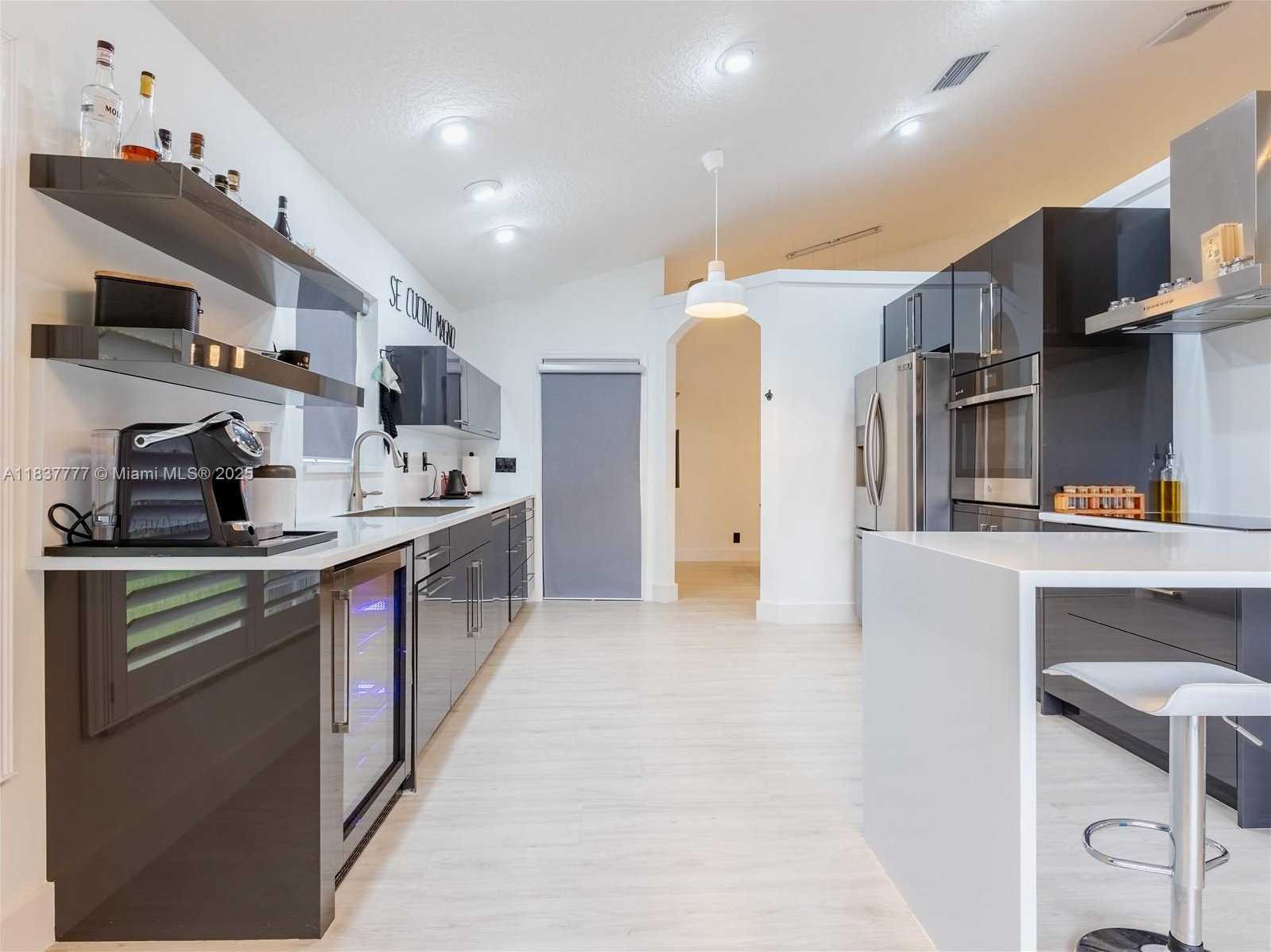 Small Image of 6110 PITCH LN, Boynton Beach Number 7