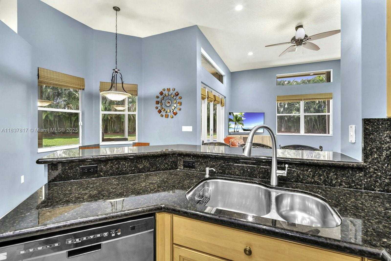 Small Image of 113 SOUTH WEST 128TH AVE, Plantation Number 12