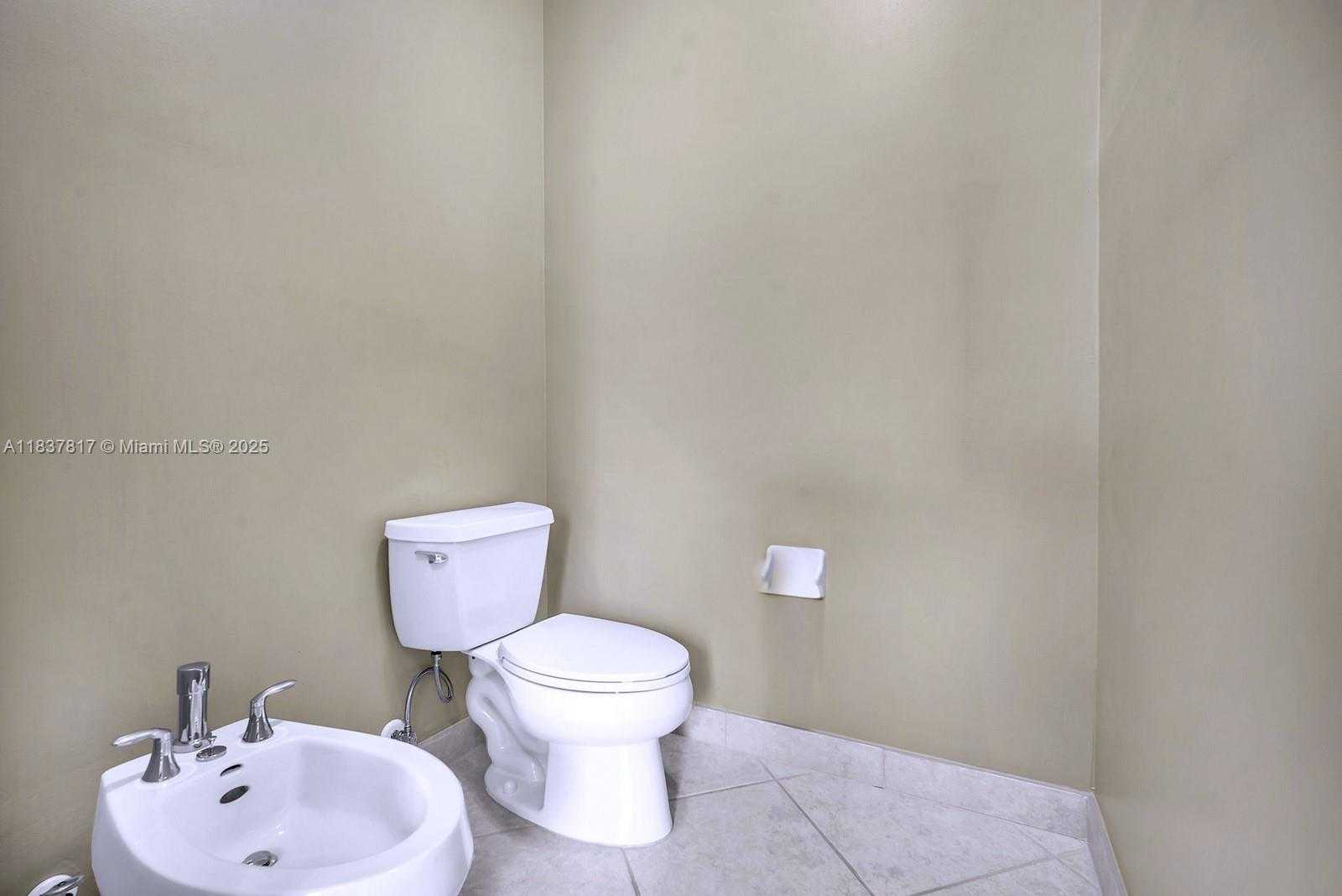 Small Image of 113 SOUTH WEST 128TH AVE, Plantation Number 26