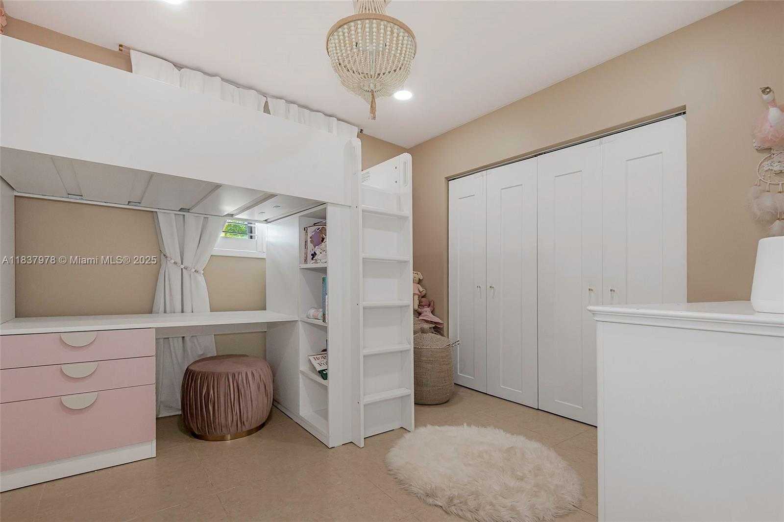 Small Image of 9865 SOUTH WEST 16TH ST, Miami Number 20
