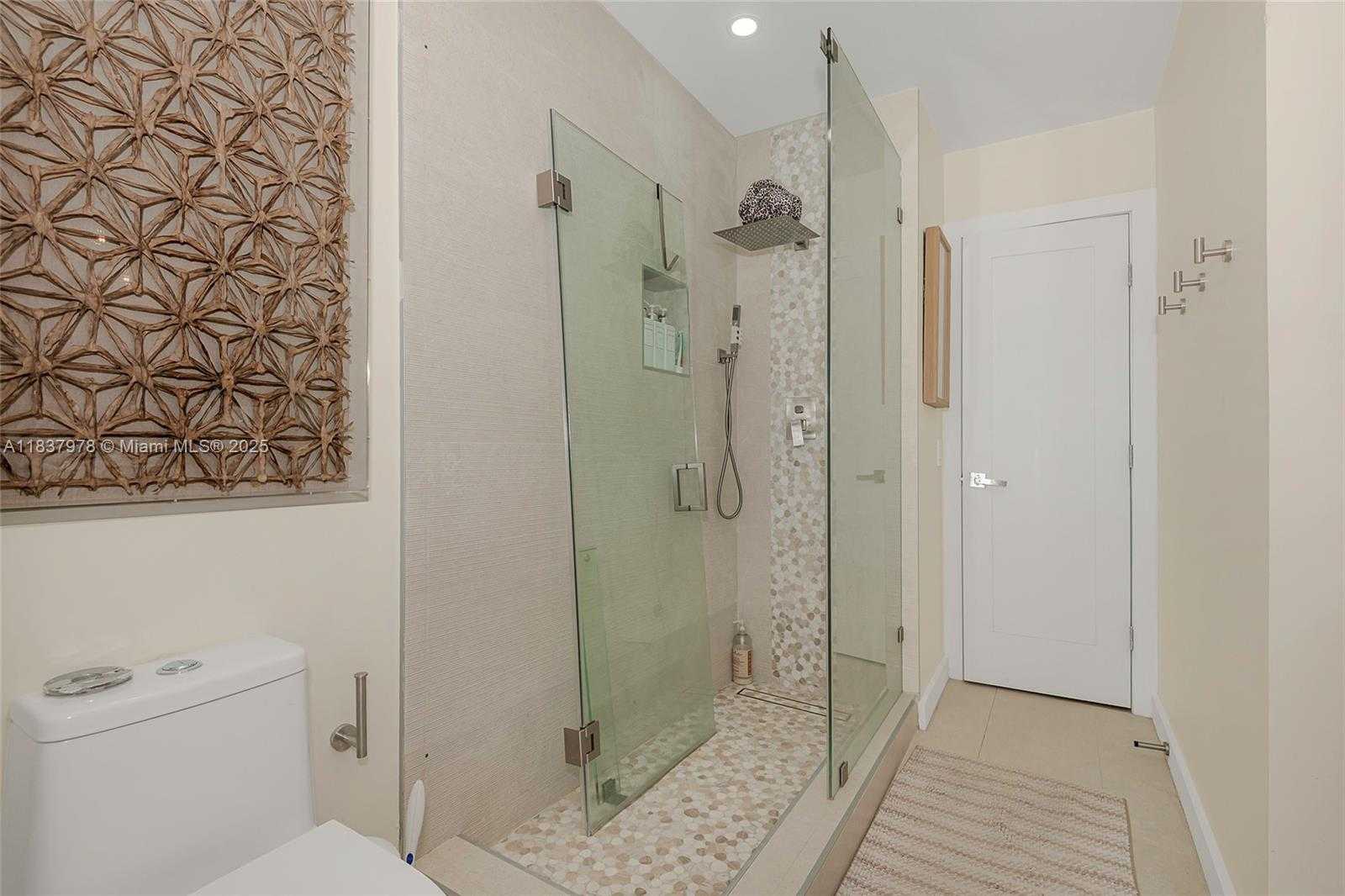 Small Image of 9865 SOUTH WEST 16TH ST, Miami Number 24