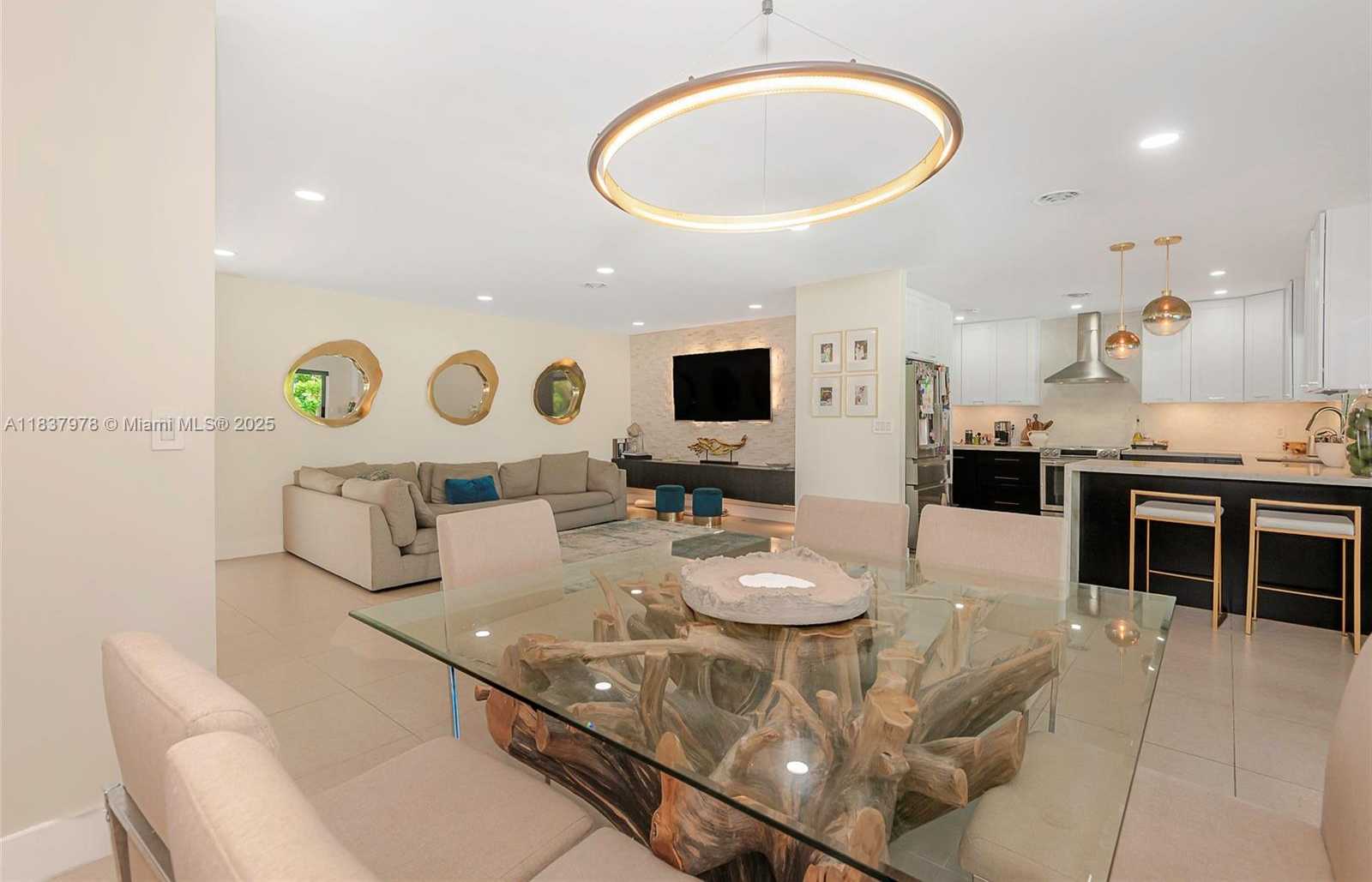 Small Image of 9865 SOUTH WEST 16TH ST, Miami Number 7