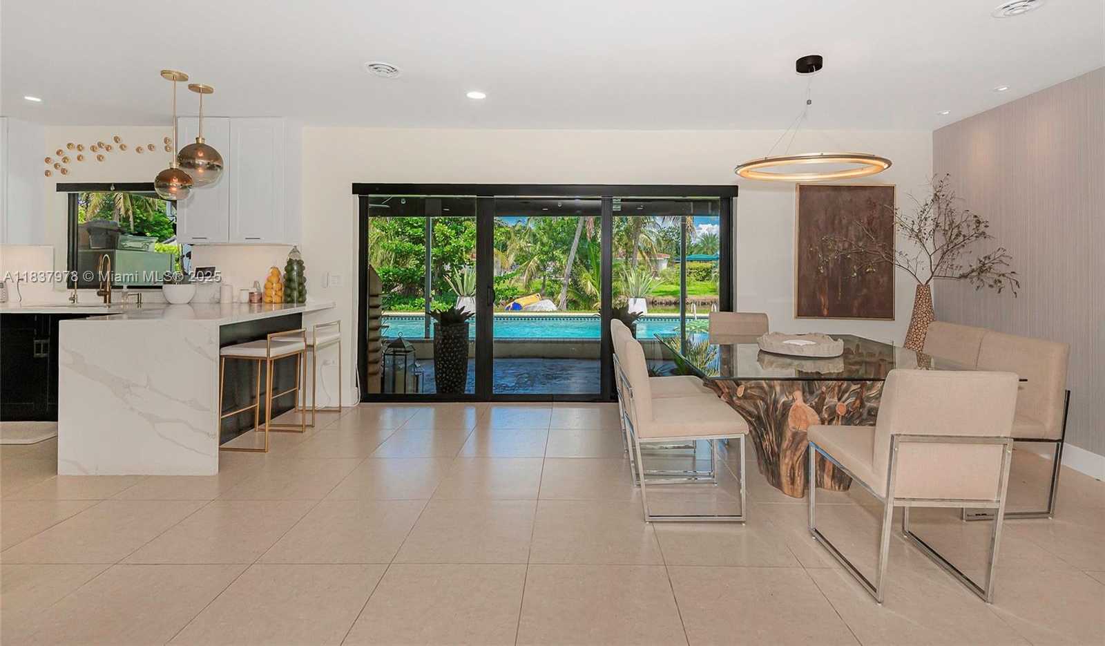 Small Image of 9865 SOUTH WEST 16TH ST, Miami Number 8
