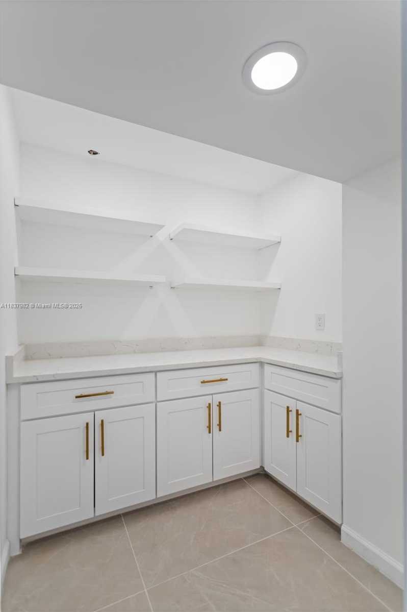 Small Image of 1710 SOUTH WEST 1ST AVE, Pompano Beach Number 10