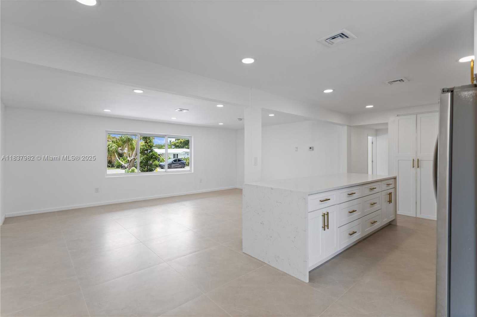 Small Image of 1710 SOUTH WEST 1ST AVE, Pompano Beach Number 11