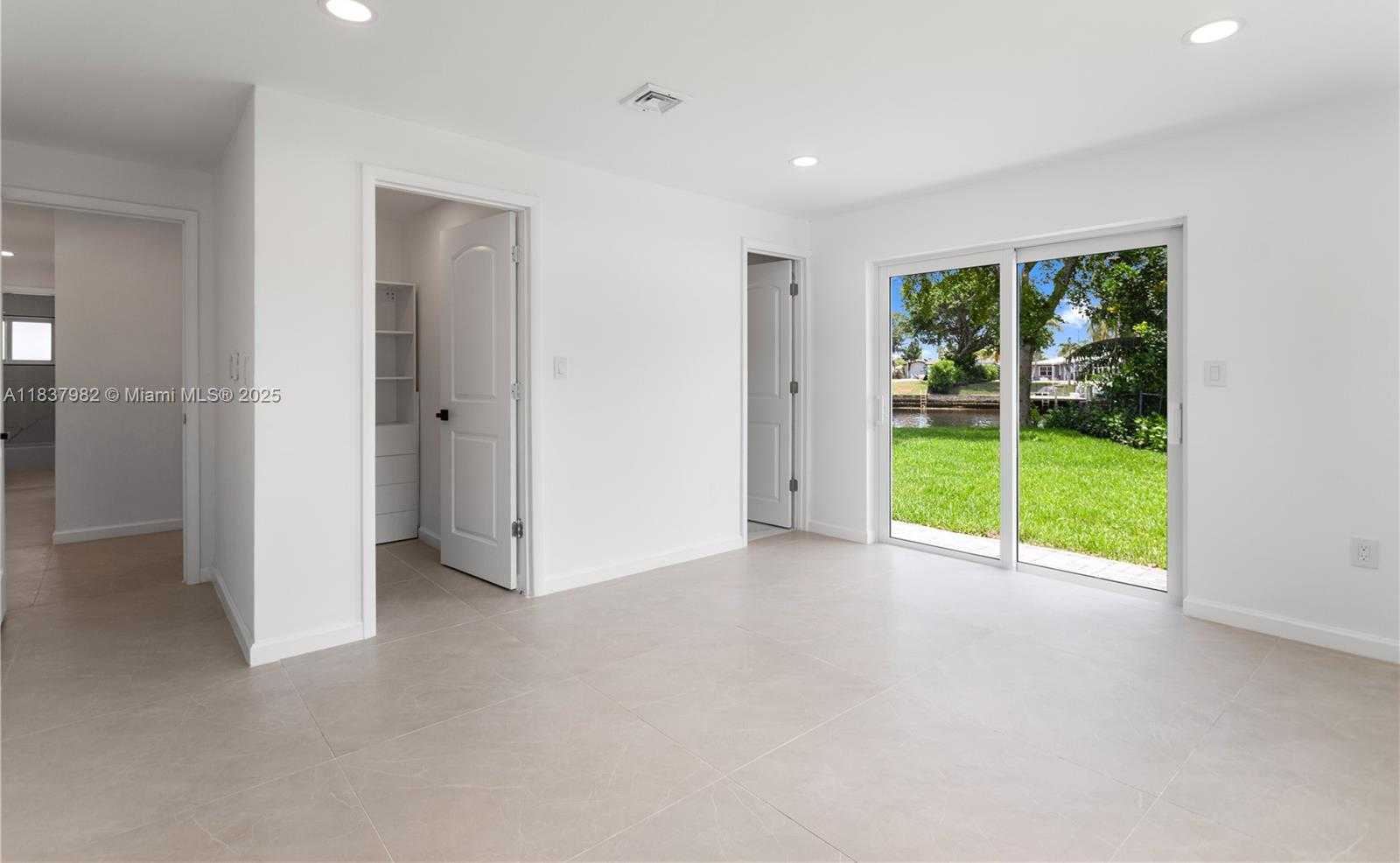 Small Image of 1710 SOUTH WEST 1ST AVE, Pompano Beach Number 15