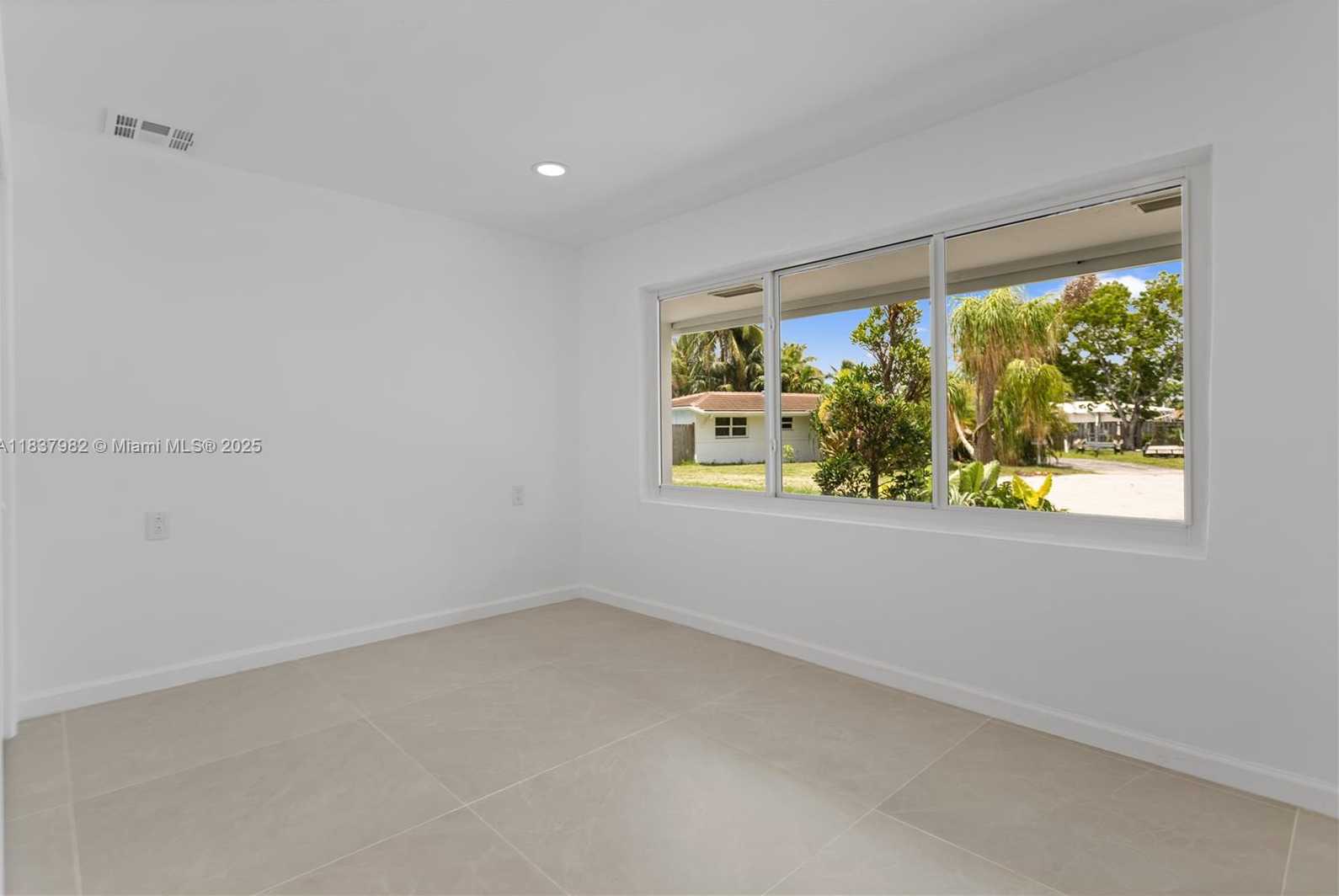 Small Image of 1710 SOUTH WEST 1ST AVE, Pompano Beach Number 28