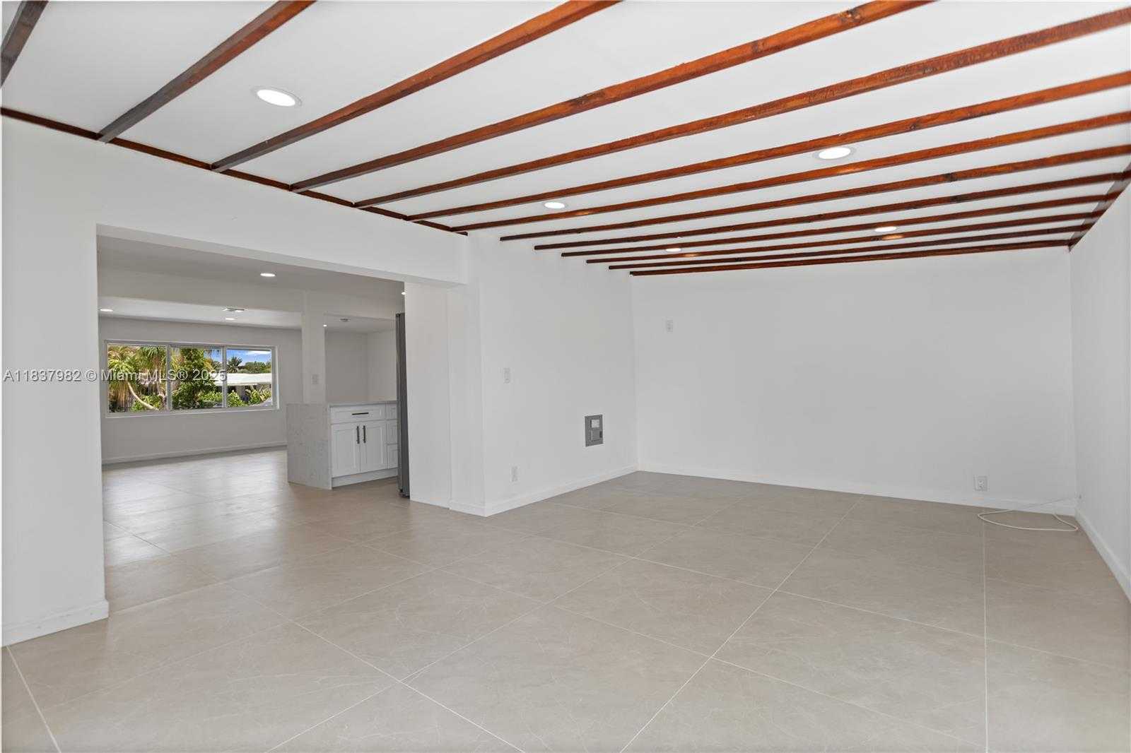 Small Image of 1710 SOUTH WEST 1ST AVE, Pompano Beach Number 35
