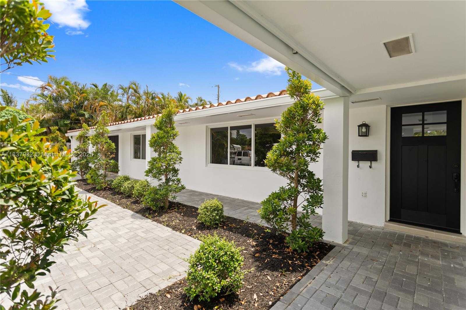 Small Image of 1710 SOUTH WEST 1ST AVE, Pompano Beach Number 4