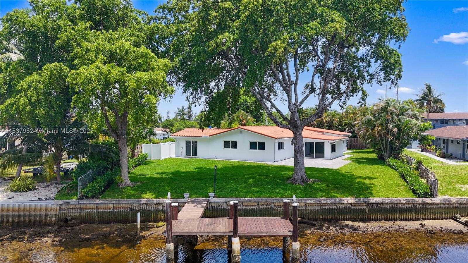 Small Image of 1710 SOUTH WEST 1ST AVE, Pompano Beach Number 46