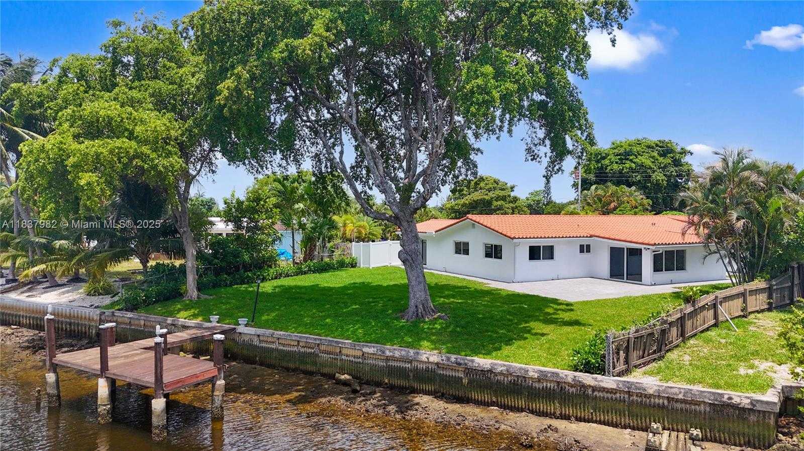 Small Image of 1710 SOUTH WEST 1ST AVE, Pompano Beach Number 47