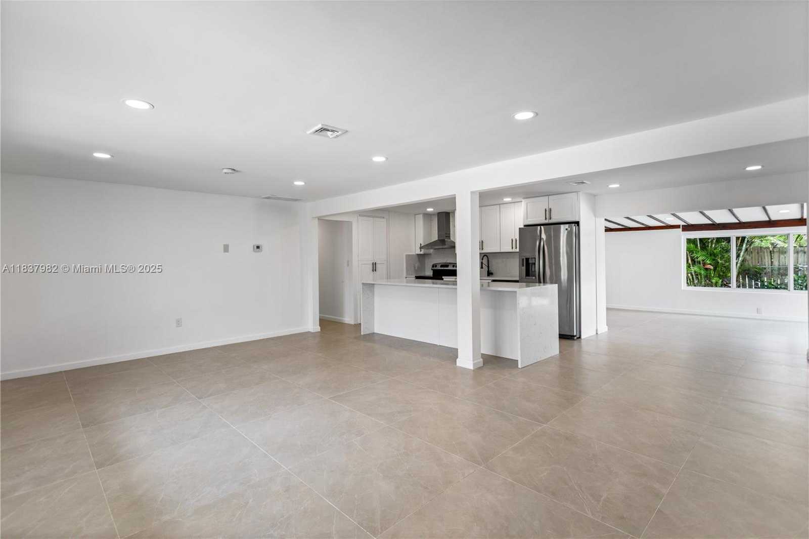Small Image of 1710 SOUTH WEST 1ST AVE, Pompano Beach Number 5