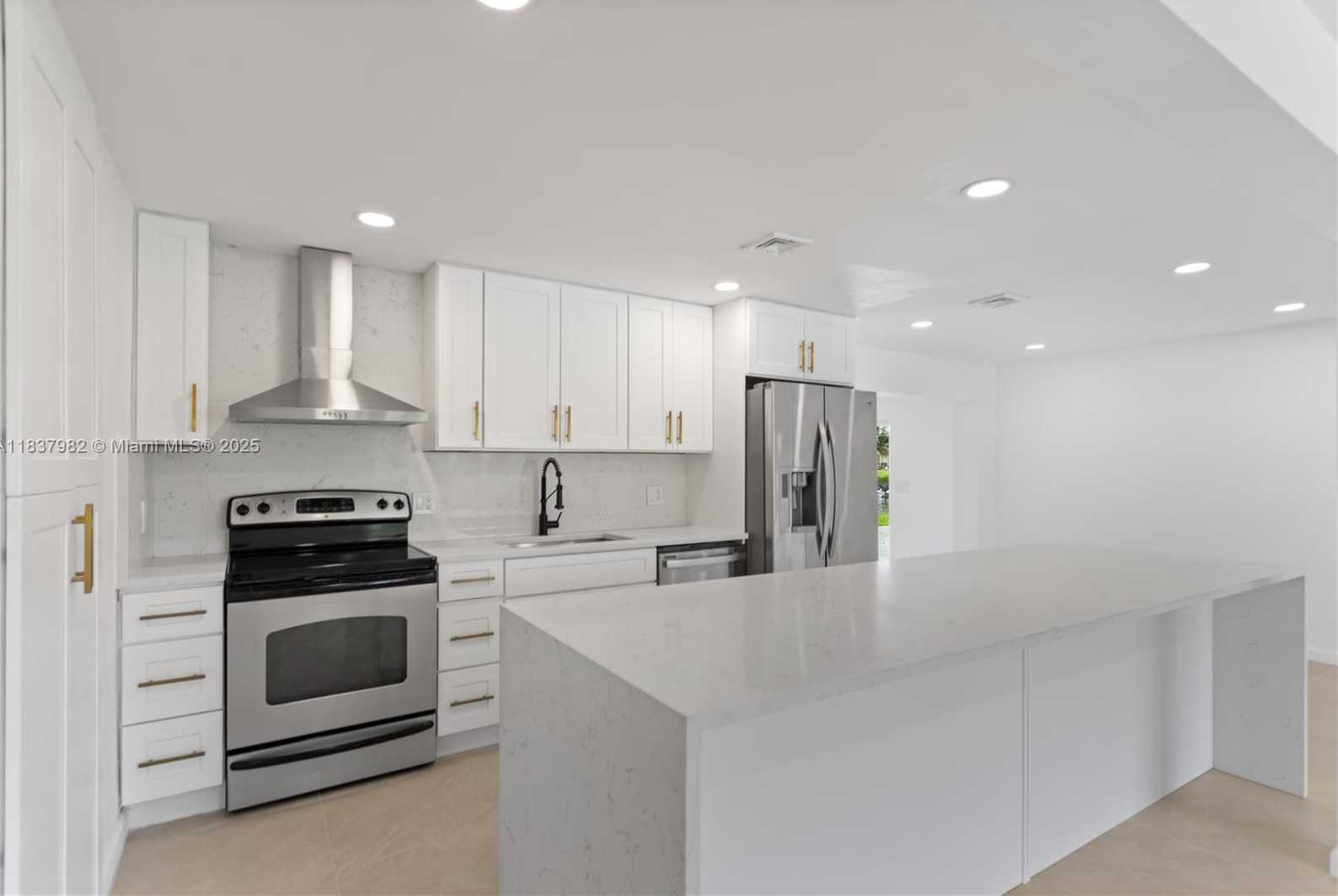 Small Image of 1710 SOUTH WEST 1ST AVE, Pompano Beach Number 8