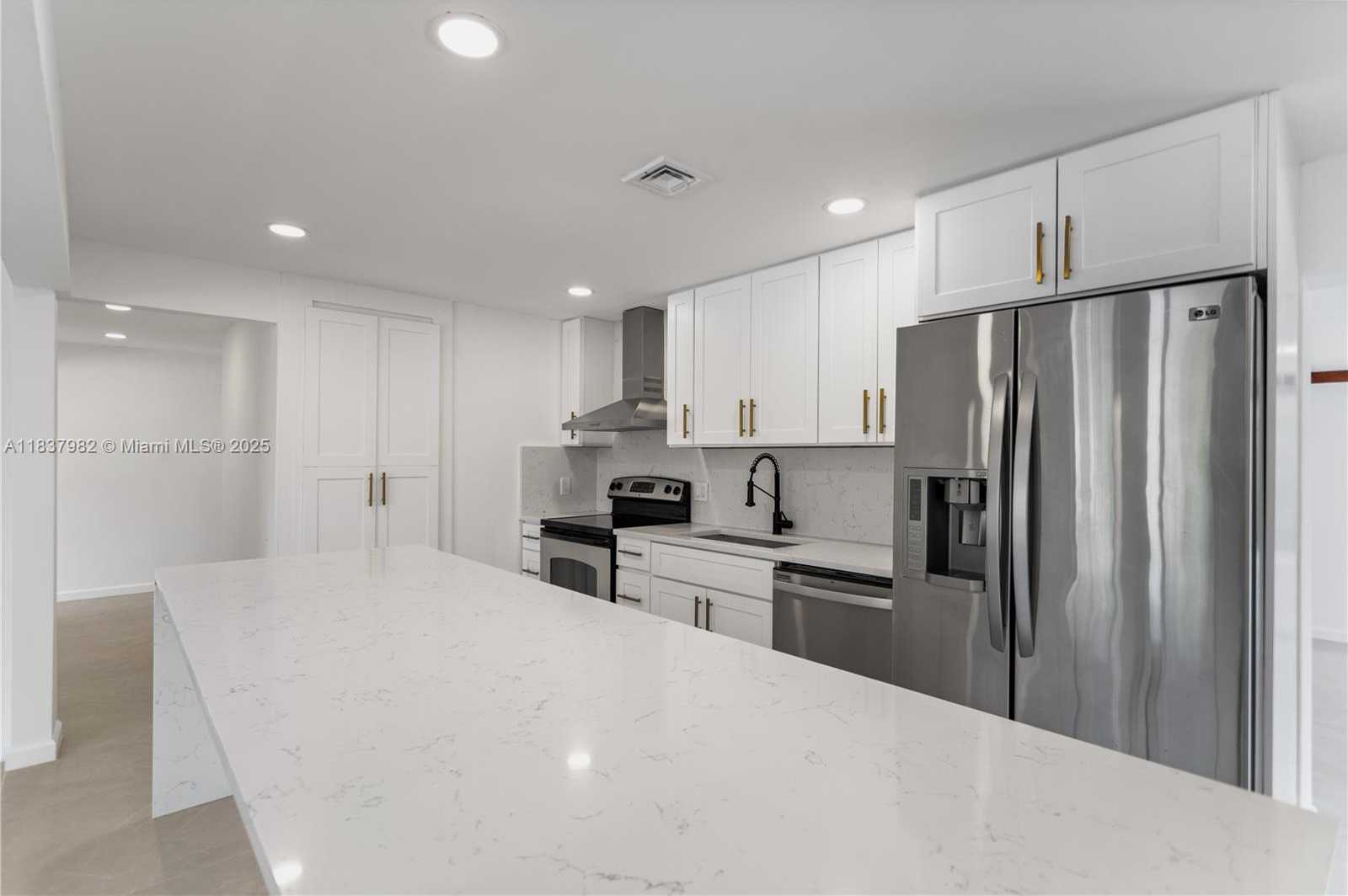 Small Image of 1710 SOUTH WEST 1ST AVE, Pompano Beach Number 9