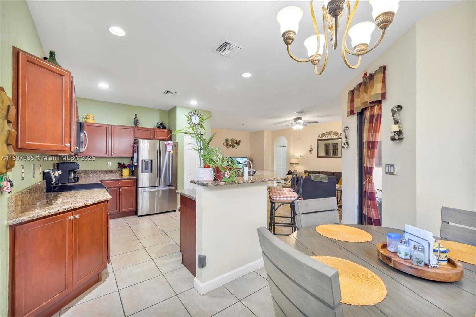 Small Image of 10445 SOUTH WEST 226TH ST, Cutler Bay Number 14