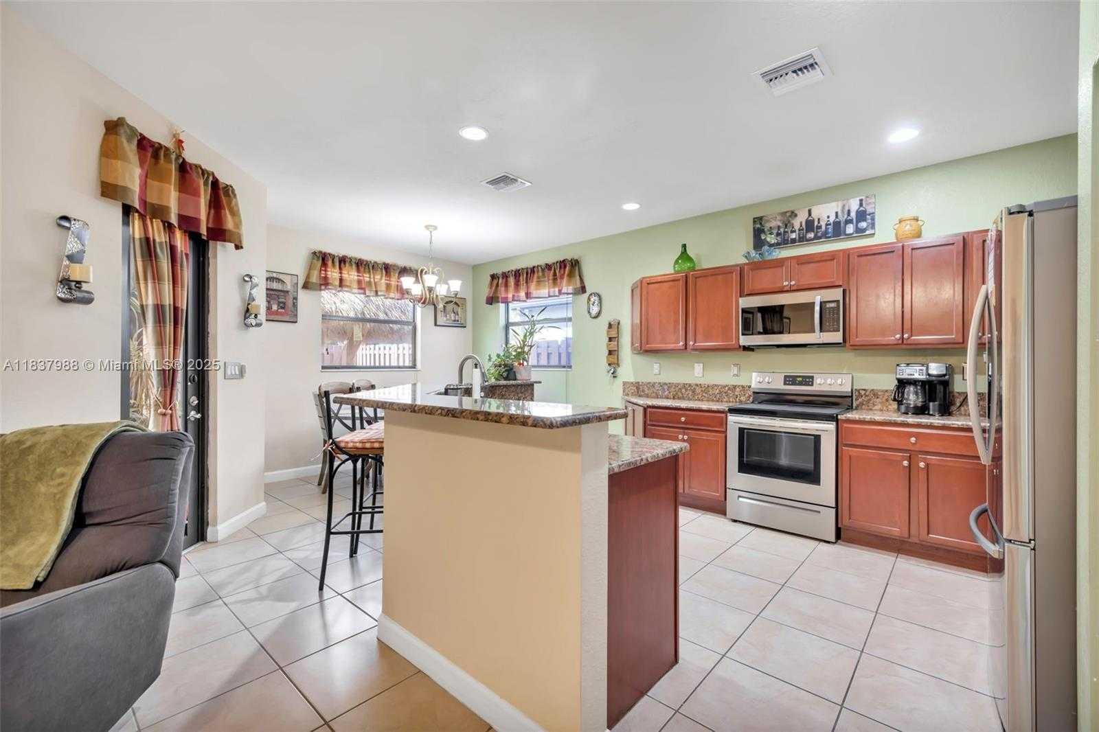 Small Image of 10445 SOUTH WEST 226TH ST, Cutler Bay Number 16