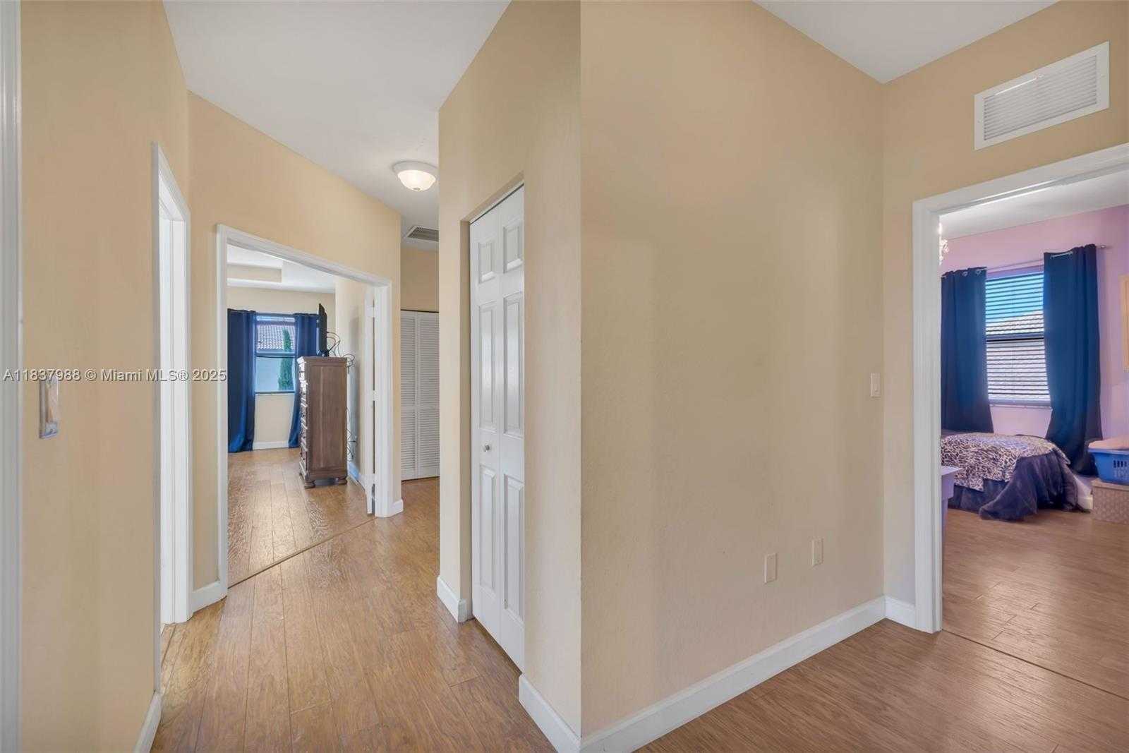 Small Image of 10445 SOUTH WEST 226TH ST, Cutler Bay Number 21