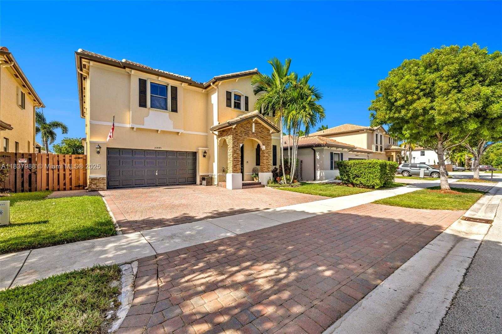 Small Image of 10445 SOUTH WEST 226TH ST, Cutler Bay Number 3