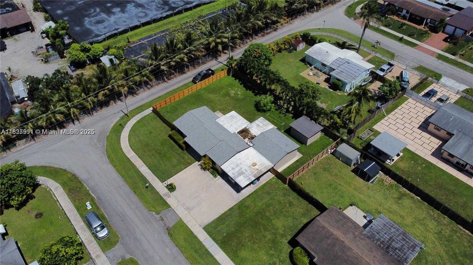 Small Image of 18900 SOUTH WEST 313TH ST, Homestead Number 23