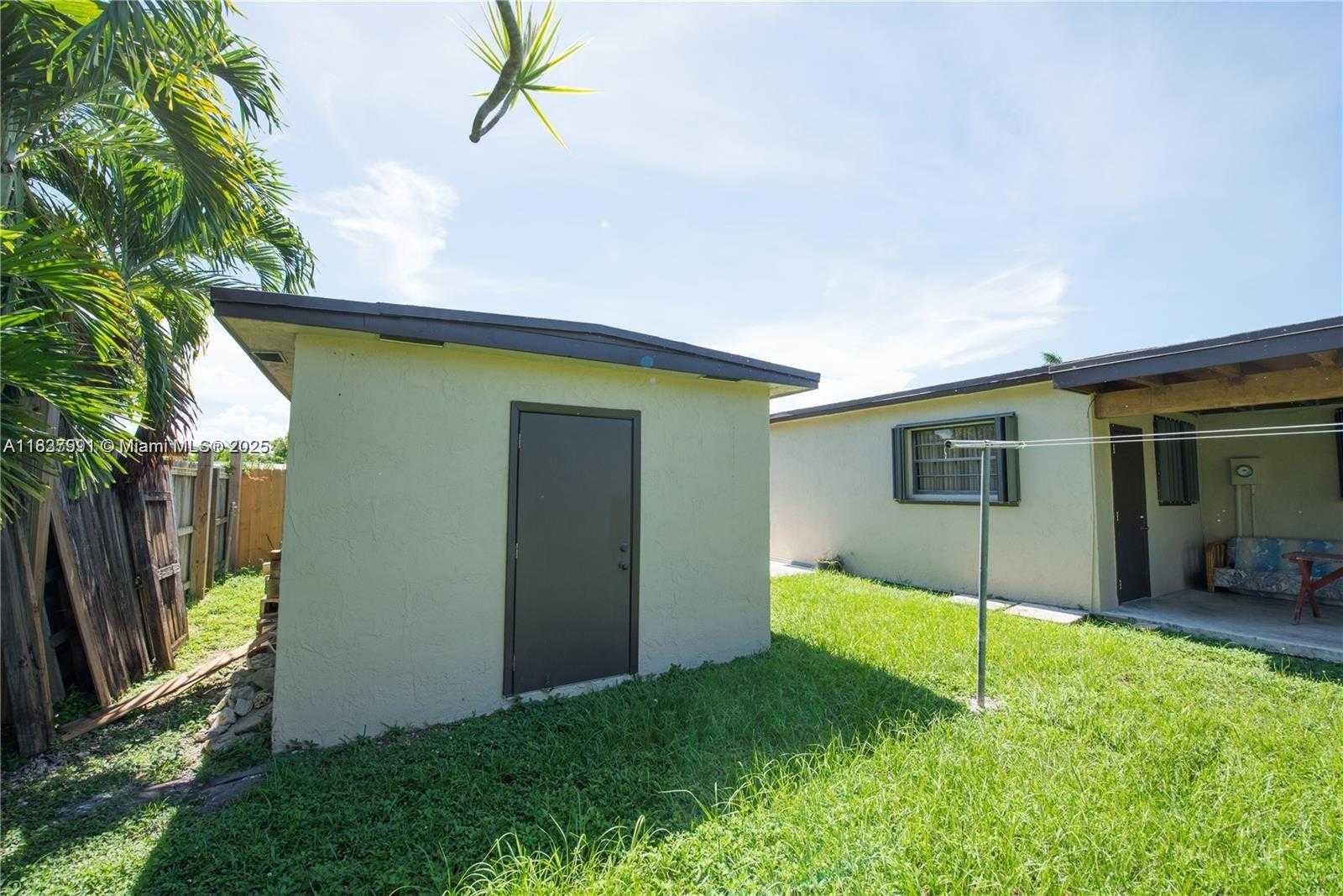 Small Image of 18900 SOUTH WEST 313TH ST, Homestead Number 27