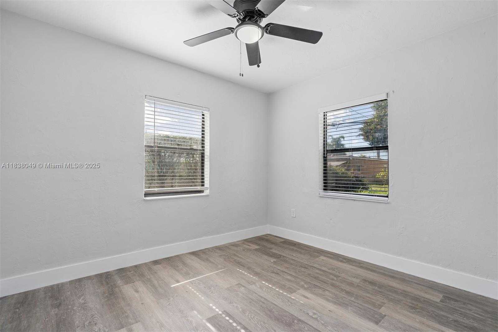 Small Image of 15900 NORTH WEST 18TH AVE, Miami Gardens Number 25