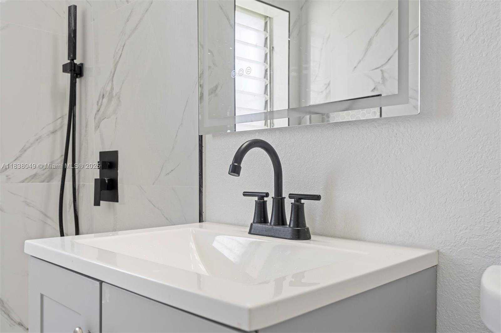 Small Image of 15900 NORTH WEST 18TH AVE, Miami Gardens Number 27
