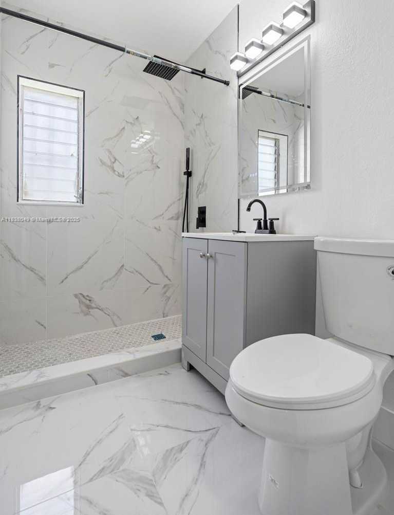 Small Image of 15900 NORTH WEST 18TH AVE, Miami Gardens Number 34