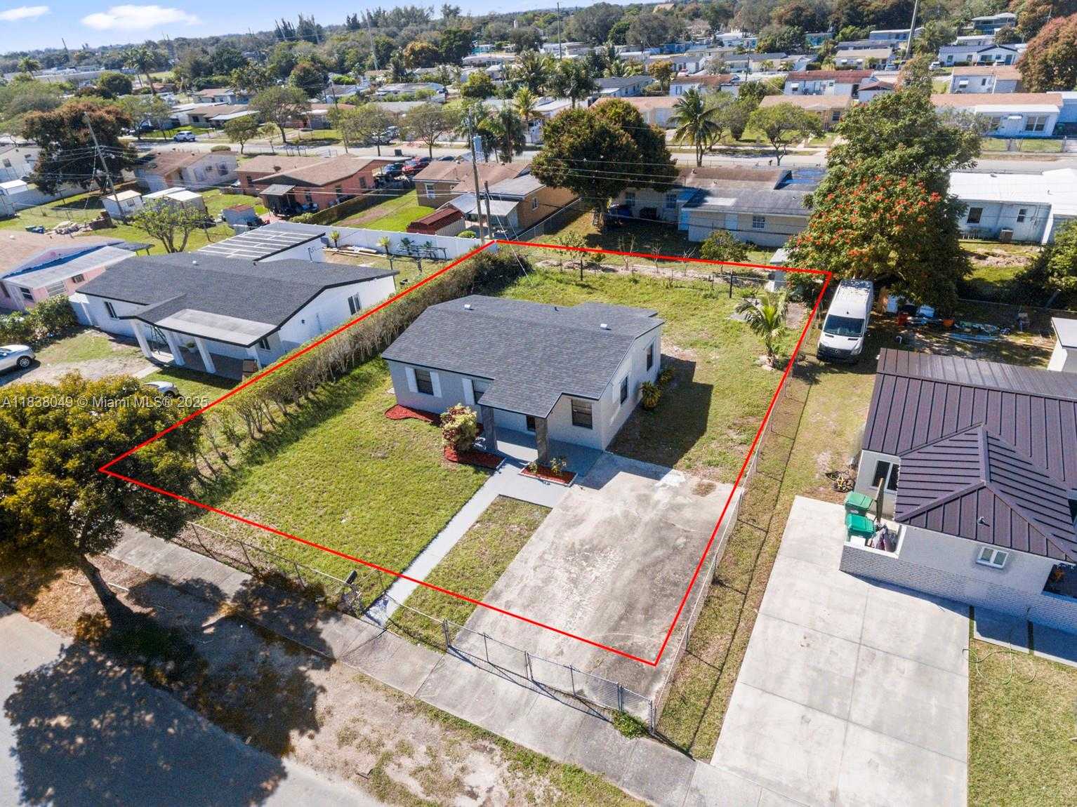 Small Image of 15900 NORTH WEST 18TH AVE, Miami Gardens Number 36