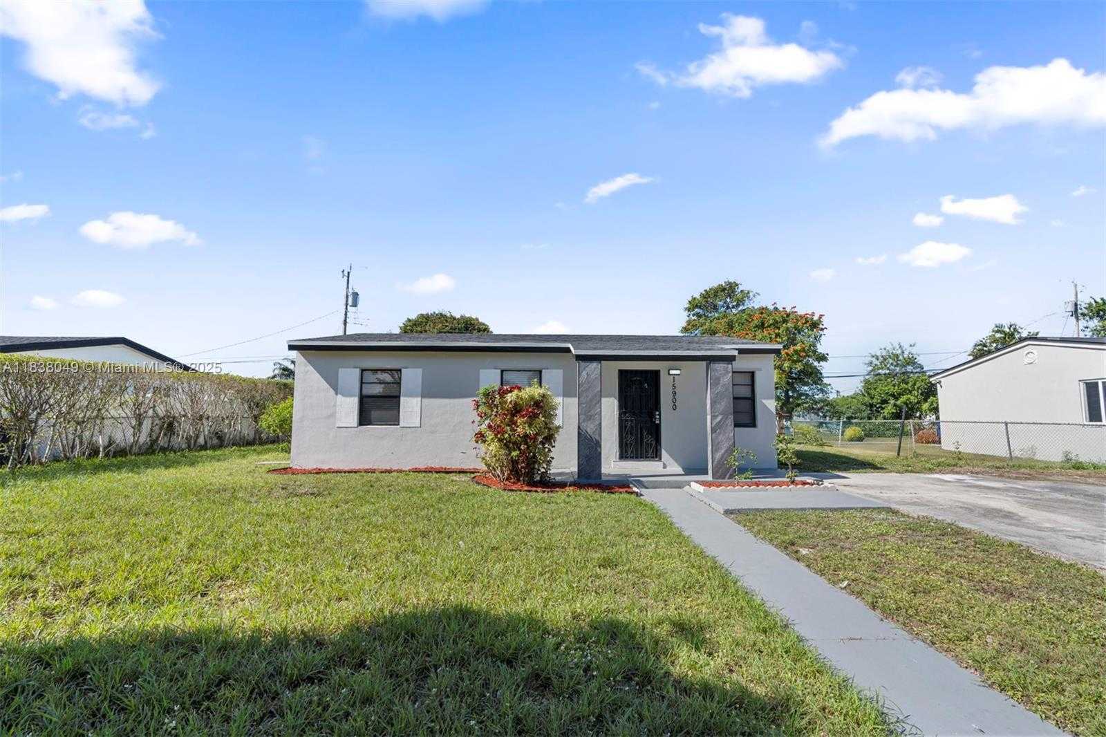 Small Image of 15900 NORTH WEST 18TH AVE, Miami Gardens Number 6