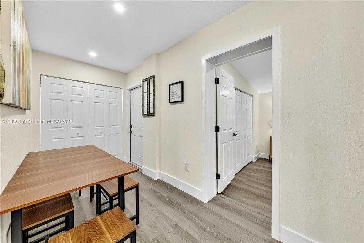 Small Image of 3381 NORTH WEST 210TH TER, Miami Gardens Number 25