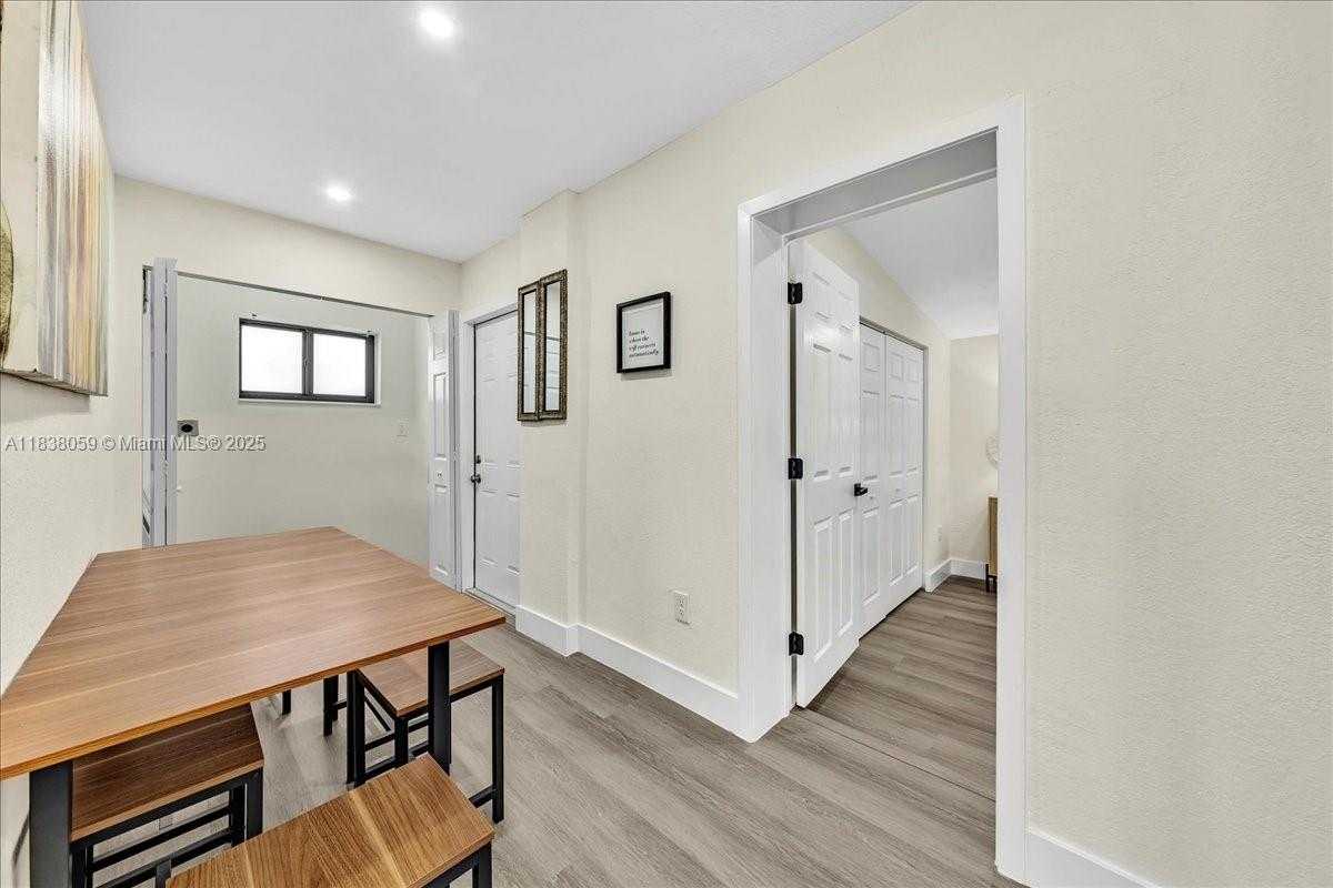 Small Image of 3381 NORTH WEST 210TH TER, Miami Gardens Number 26