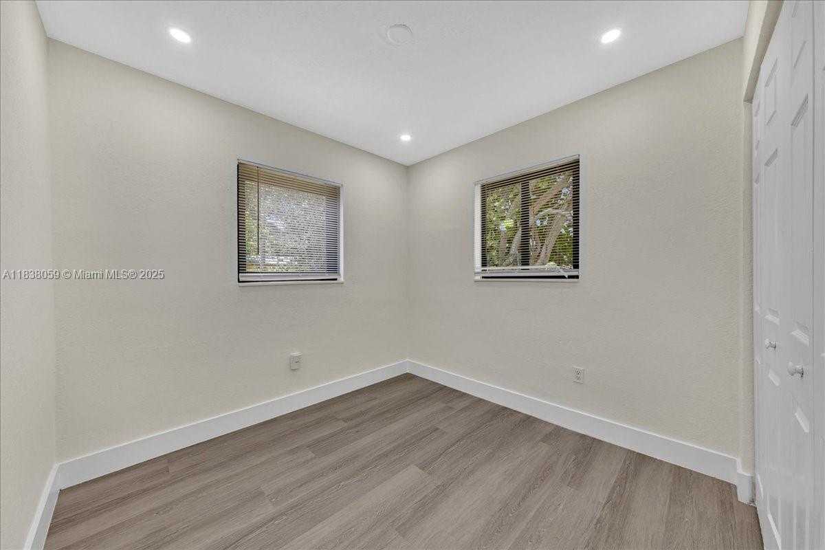 Small Image of 3381 NORTH WEST 210TH TER, Miami Gardens Number 40