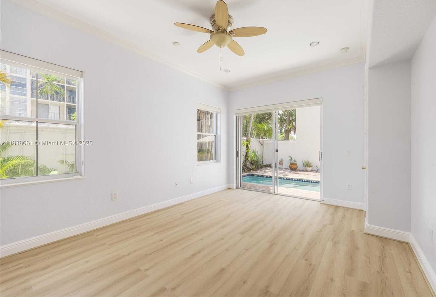 Small Image of 1571 BREAKWATER TER, Hollywood Number 14