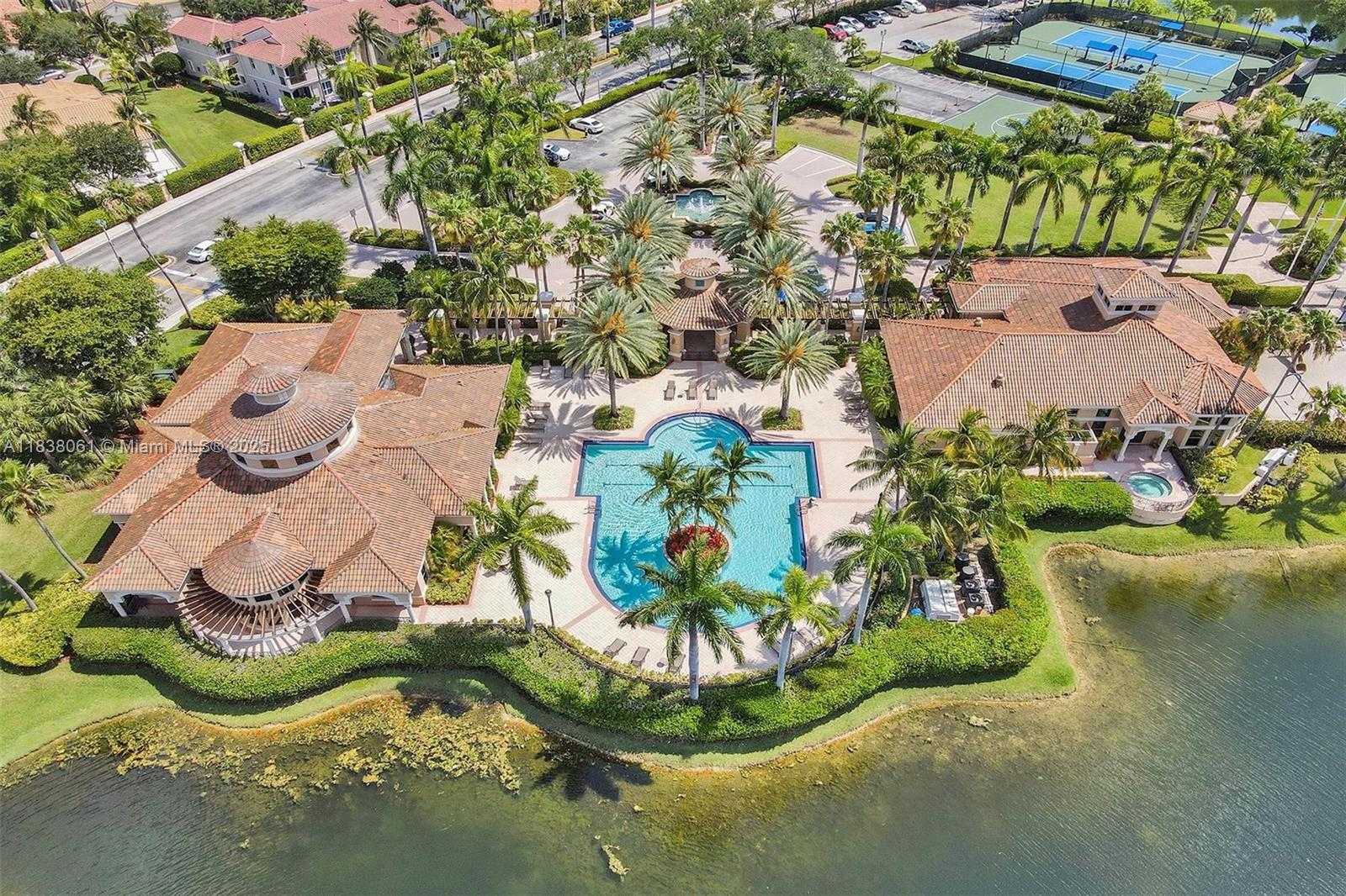 Small Image of 1571 BREAKWATER TER, Hollywood Number 36