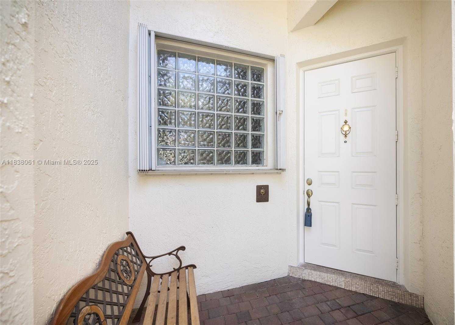 Small Image of 1571 BREAKWATER TER, Hollywood Number 4