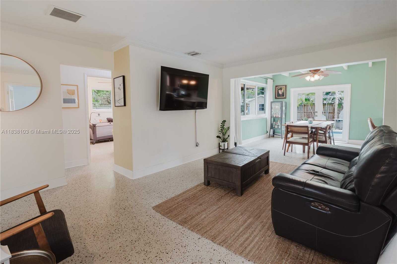 Small Image of 1112 NORTH 31ST AVE, Hollywood Number 4