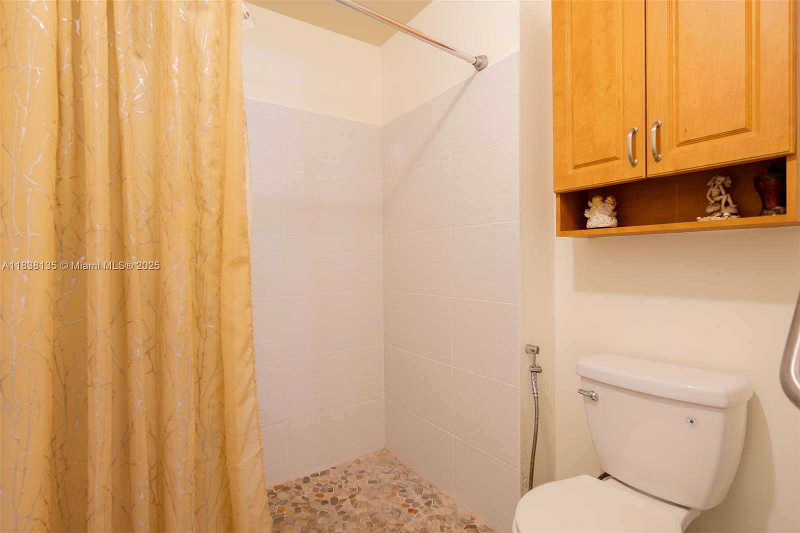 Small Image of 8318 SPRINGTREE RD, Boca Raton Number 20