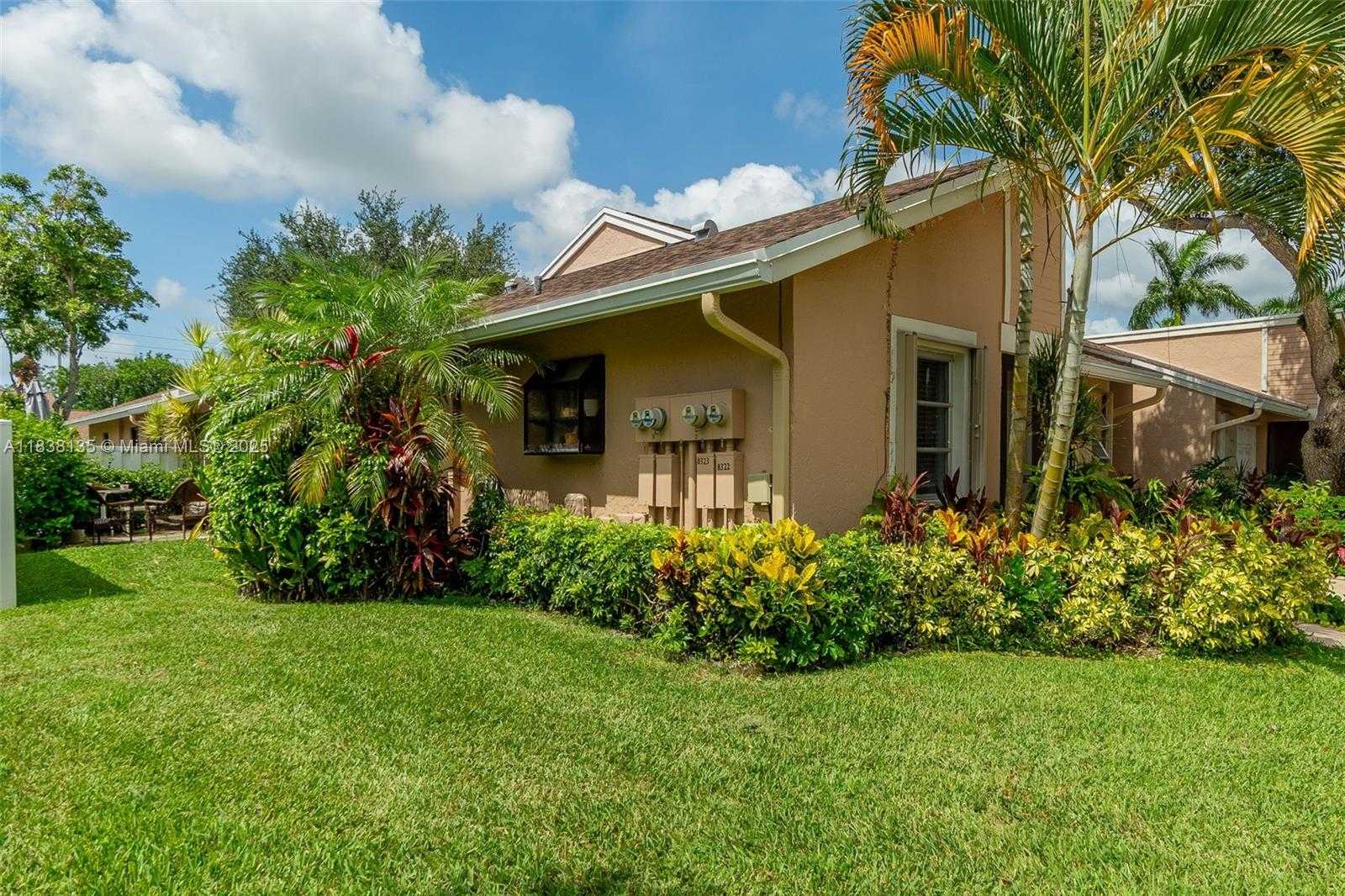 Small Image of 8318 SPRINGTREE RD, Boca Raton Number 24