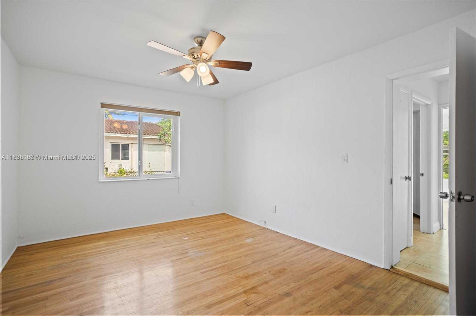 Small Image of 2530 FILLMORE ST, Hollywood Number 35