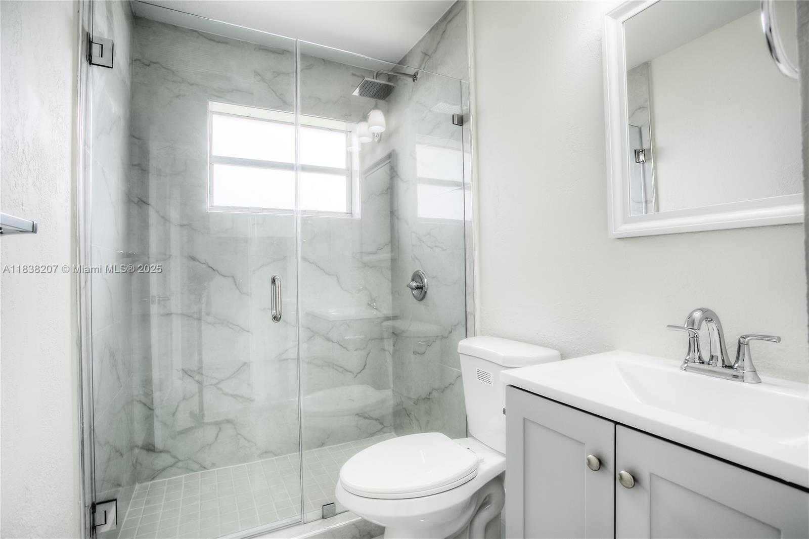 Small Image of 3060 NORTH WEST 203RD TER, Miami Gardens Number 10