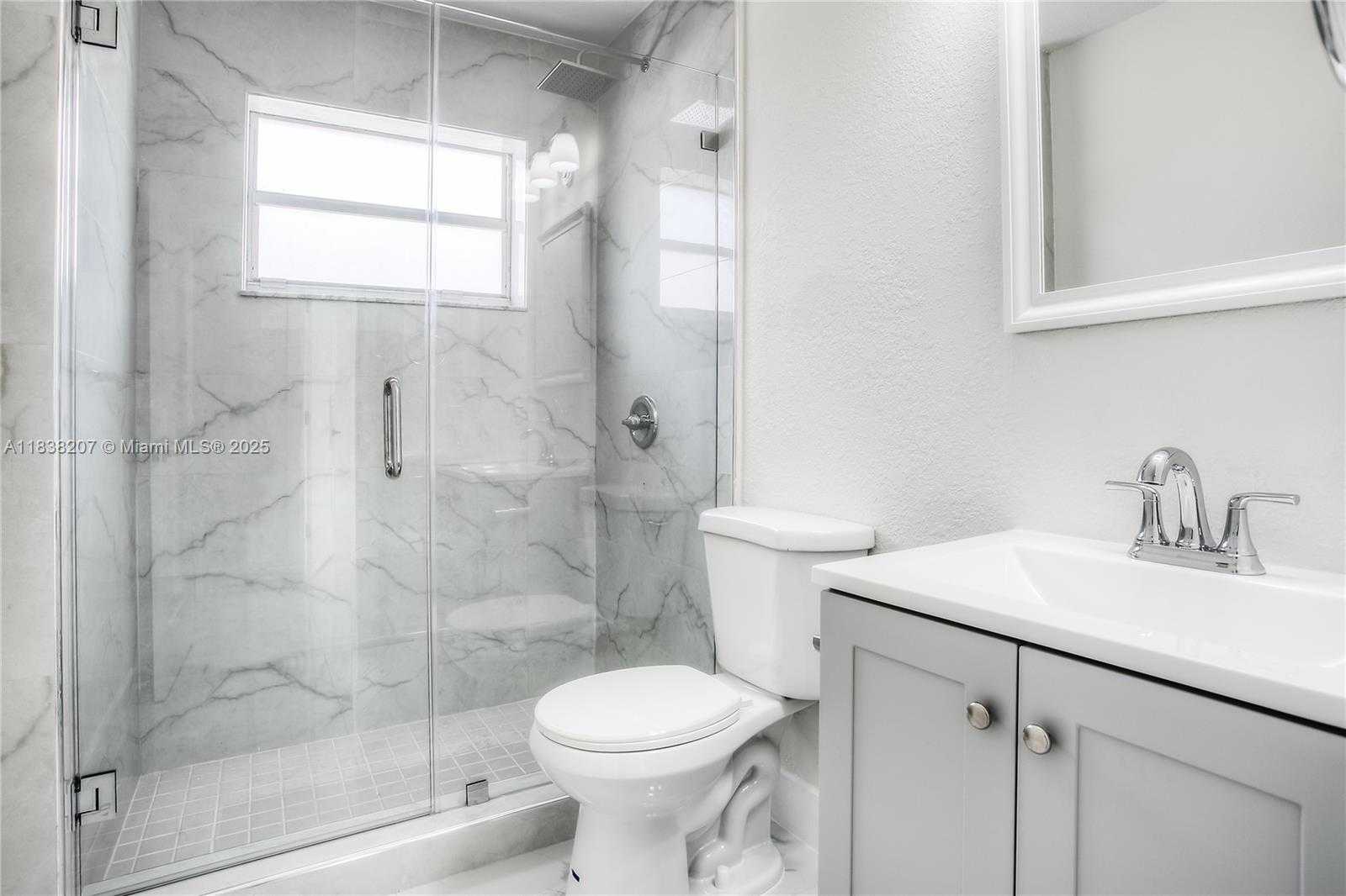 Small Image of 3060 NORTH WEST 203RD TER, Miami Gardens Number 8