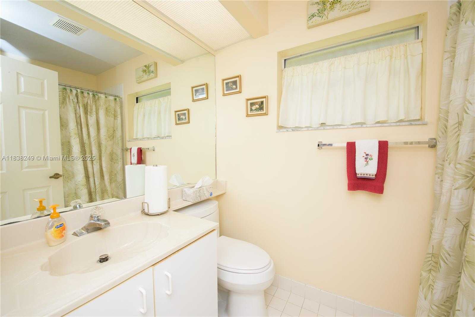 Small Image of 2510 SOUTH EAST 7TH PL, Homestead Number 16