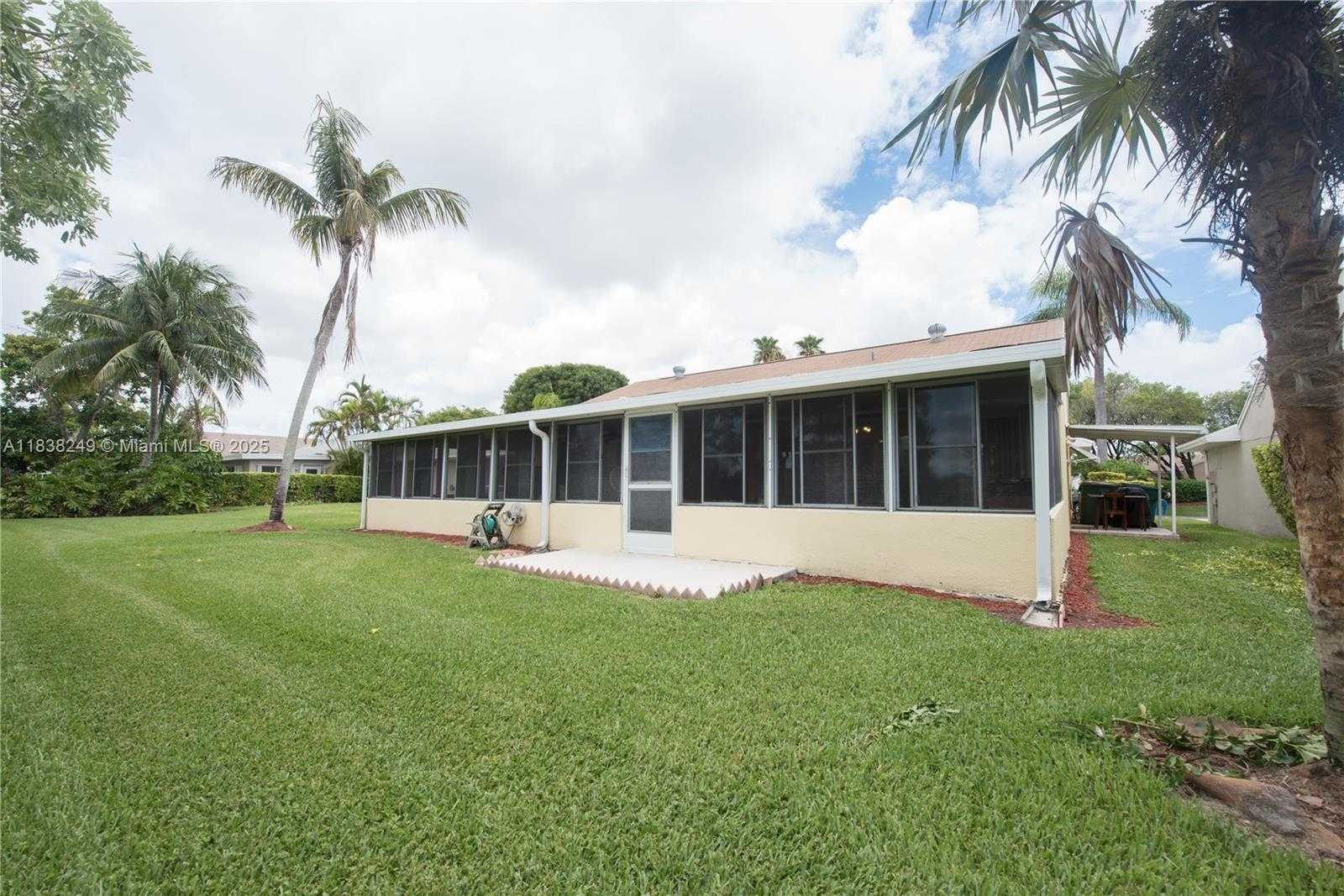 Small Image of 2510 SOUTH EAST 7TH PL, Homestead Number 21