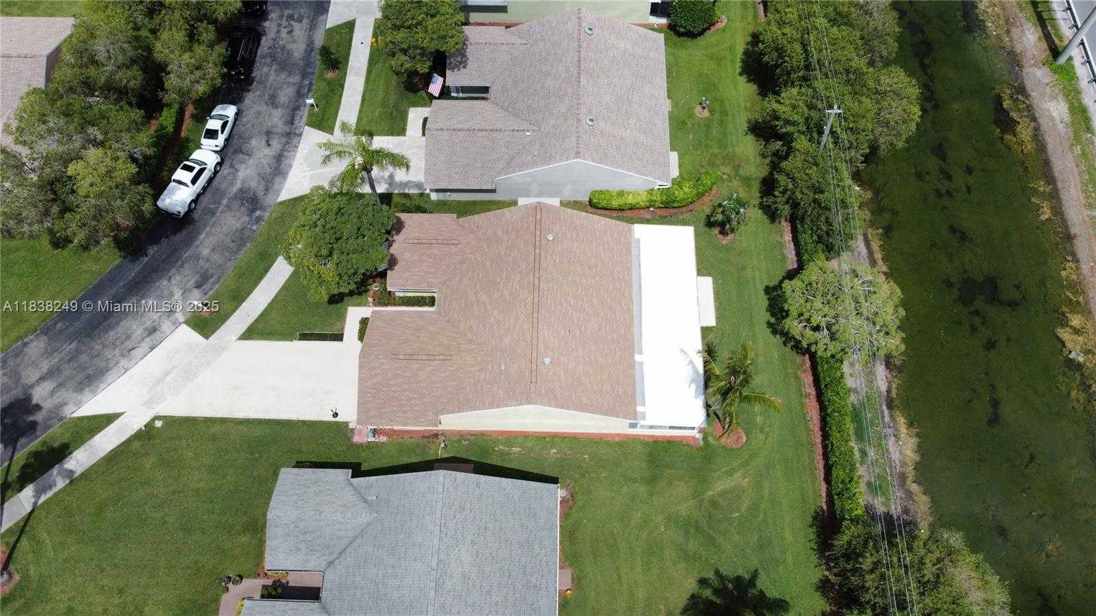 Small Image of 2510 SOUTH EAST 7TH PL, Homestead Number 31