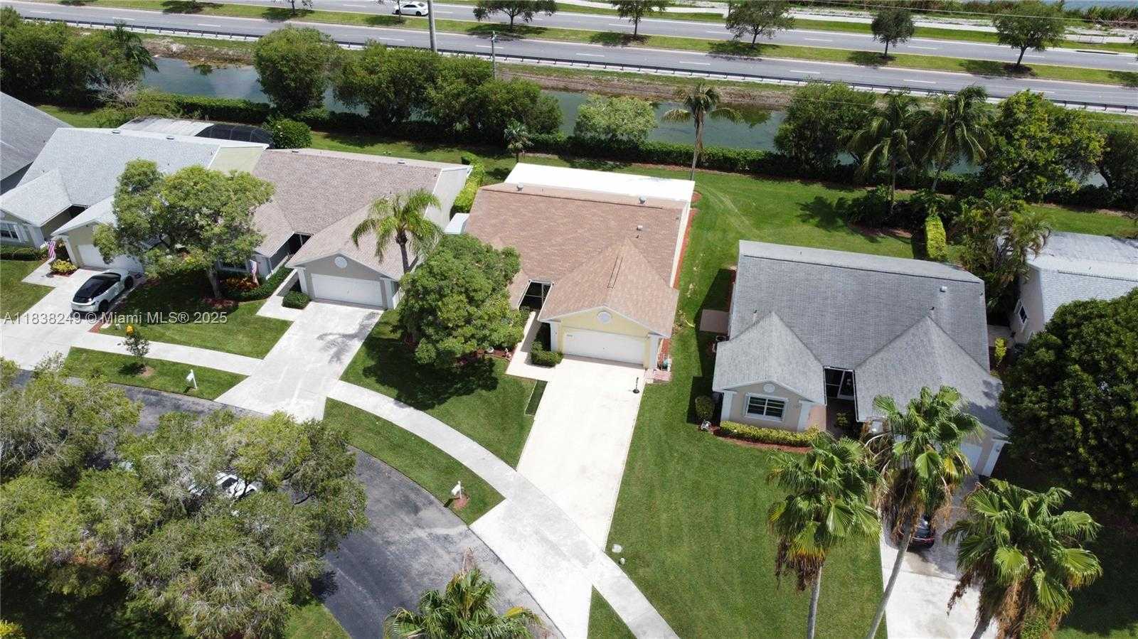 Small Image of 2510 SOUTH EAST 7TH PL, Homestead Number 32