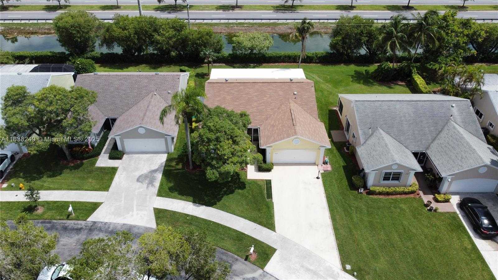 Small Image of 2510 SOUTH EAST 7TH PL, Homestead Number 33