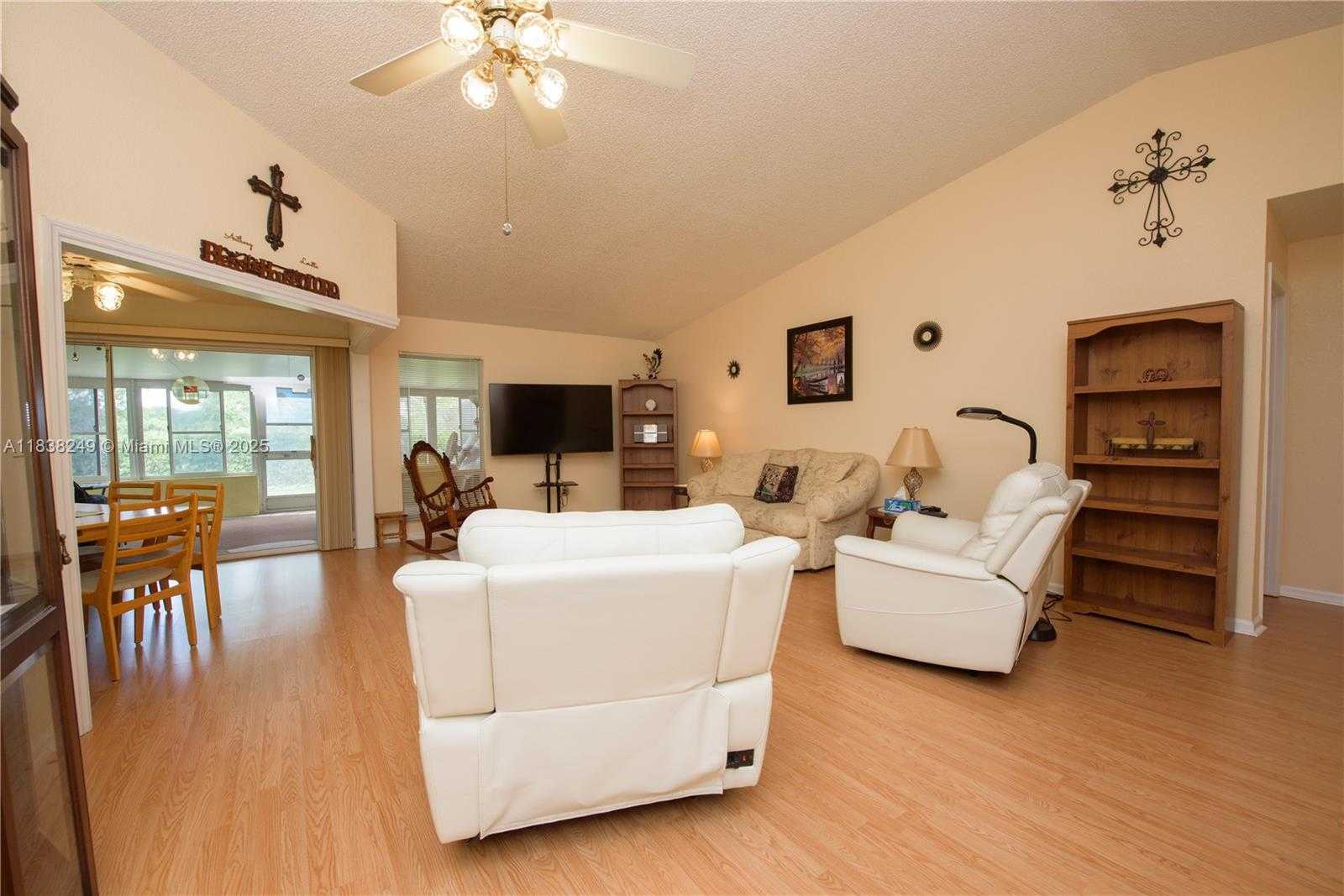 Small Image of 2510 SOUTH EAST 7TH PL, Homestead Number 5