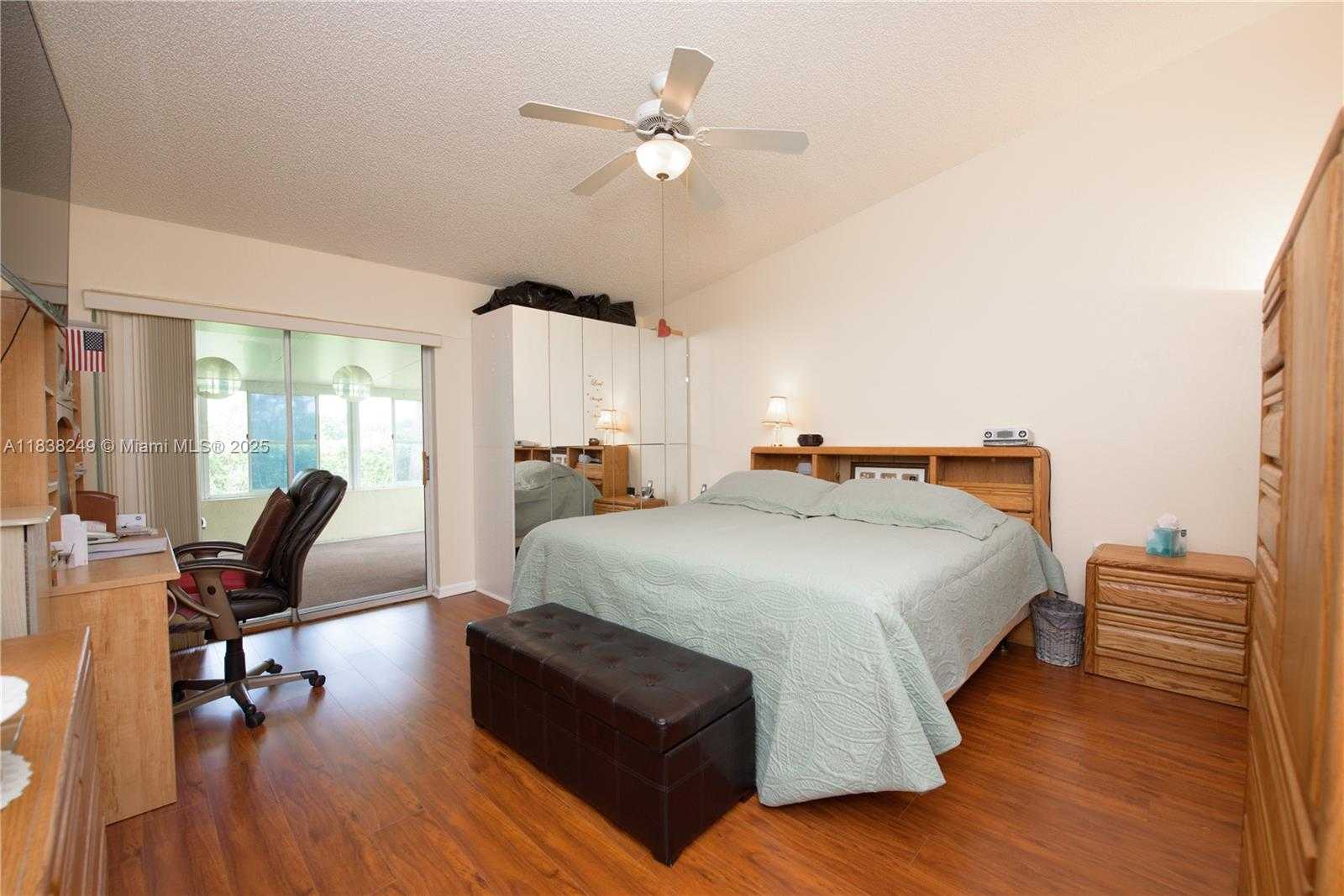 Small Image of 2510 SOUTH EAST 7TH PL, Homestead Number 7