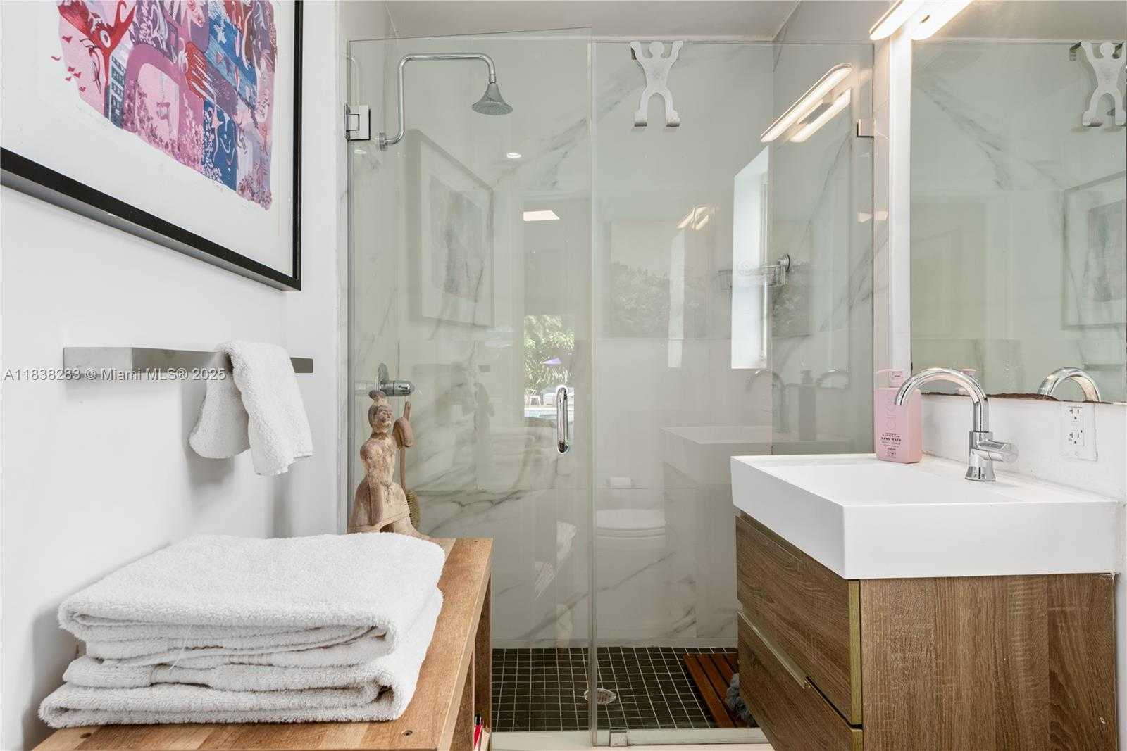 Small Image of 3468 ROYAL PALM AVE, Miami Beach Number 17