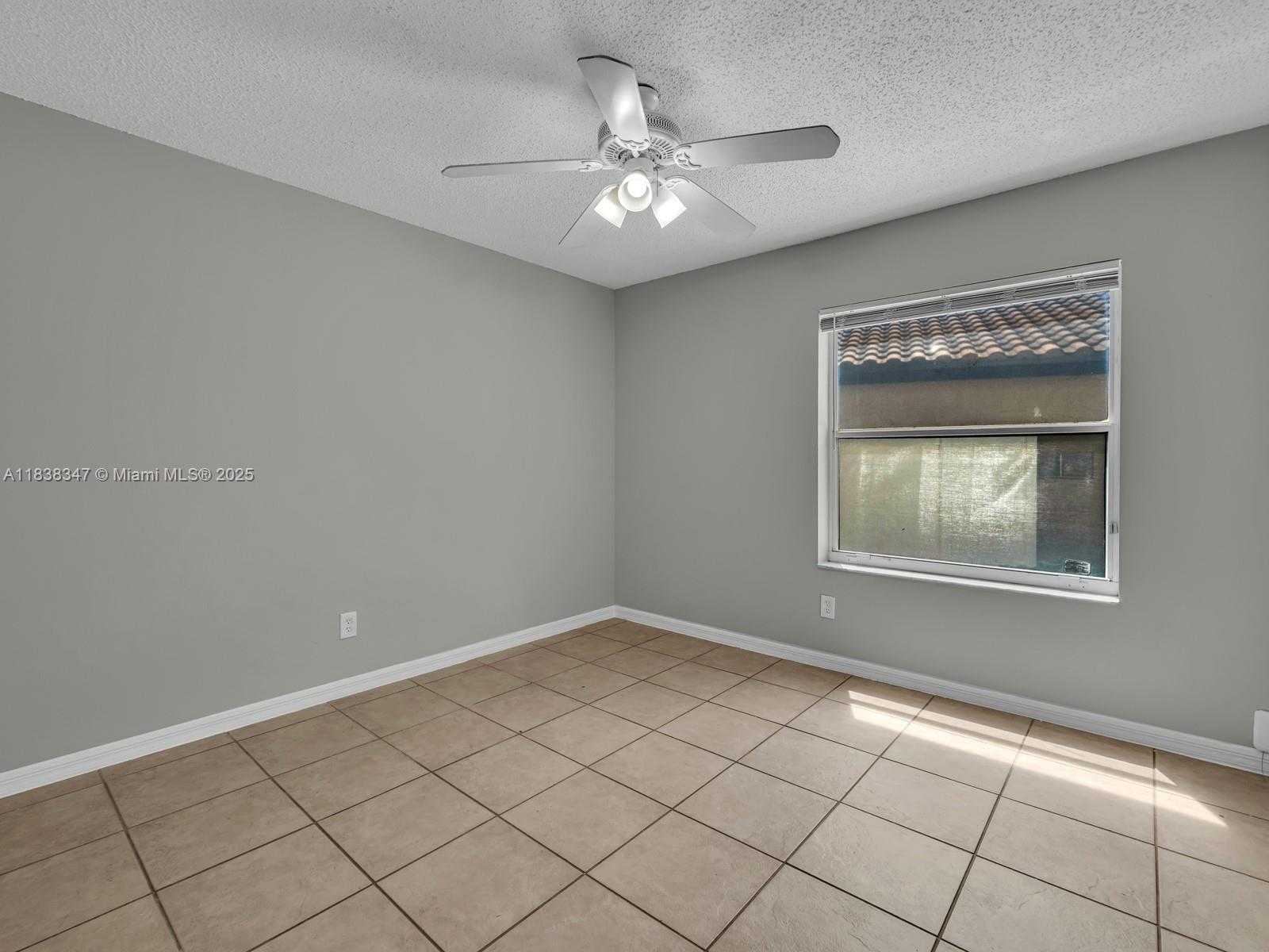 Small Image of 18232 SOUTH WEST 5TH ST, Pembroke Pines Number 18